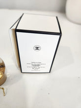 Load image into Gallery viewer, NEW Mini No 5 Snow Globe Dome 2021