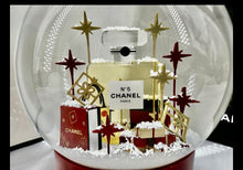 Load image into Gallery viewer, NEW Snow Globe 2022 No 5