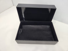 Load image into Gallery viewer, Grained Calfskin CC Button Wallet