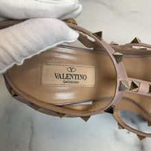 Load image into Gallery viewer, Patent Nappa Rockstud Ankle Strap 100mm Pumps Retail 1190