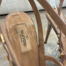 Load image into Gallery viewer, Patent Nappa Rockstud Ankle Strap 100mm Pumps