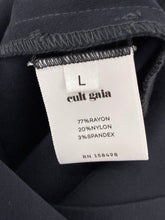 Load image into Gallery viewer, NWT Belva Gown