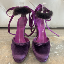 Load image into Gallery viewer, 2004 Silk & Velvet Fur Python Platform