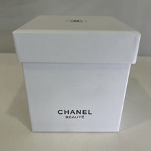 Load image into Gallery viewer, NEW Chanel 2023 Snow Globe