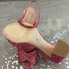 Load image into Gallery viewer, NWT Soliesse Chenille Jacquard