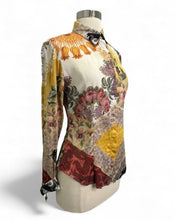 Load image into Gallery viewer, Collared Floral Long Sleeve Button Top