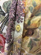 Load image into Gallery viewer, Collared Floral Long Sleeve Button Top