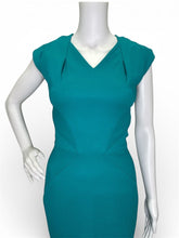 Load image into Gallery viewer, NWT Santia Gown