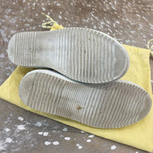 Load image into Gallery viewer, Clean 90 Sneakers