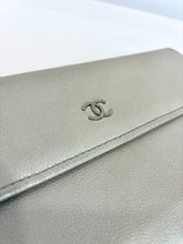 Load image into Gallery viewer, Metallic Caviar Sevruga Long Flap Wallet