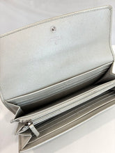 Load image into Gallery viewer, Metallic Caviar Sevruga Long Flap Wallet