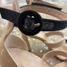 Load image into Gallery viewer, Ally Bow 100 Block Sandals