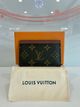 Load image into Gallery viewer, NEW! Customizable Card Holder