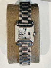 Load image into Gallery viewer, Square Steel / MOP With 5 Floating Diamonds / Roman / Bracelet