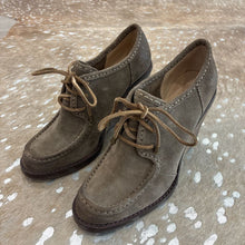 Load image into Gallery viewer, Caroline Lace Low Wedges