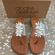 Load image into Gallery viewer, NIB Nadine 3 Flower Thong Sandals