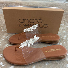 Load image into Gallery viewer, NIB Nadine 3 Flower Thong Sandals