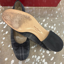 Load image into Gallery viewer, Aster Plaid Pumps