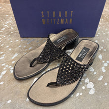 Load image into Gallery viewer, Leather Rhinestone Thong Sandal