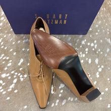 Load image into Gallery viewer, NIB Typhoon Pointed Ankle Bootie