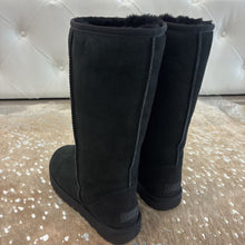 Load image into Gallery viewer, Classic Tall II Boots