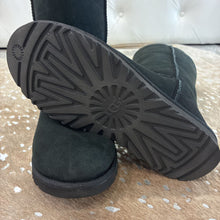 Load image into Gallery viewer, Classic Tall II Boots