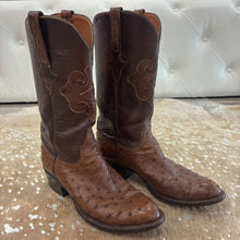 Load image into Gallery viewer, Western Ostrich Quill Cowboy Boots