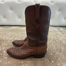 Load image into Gallery viewer, Western Ostrich Quill Cowboy Boots