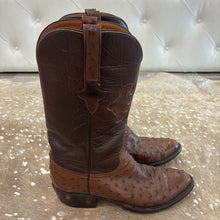 Load image into Gallery viewer, Western Ostrich Quill Cowboy Boots