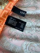 Load image into Gallery viewer, Silk Square Scarf