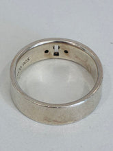 Load image into Gallery viewer, Diamond Lock & Keyhole Band