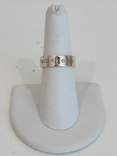 Load image into Gallery viewer, Diamond Lock & Keyhole Band