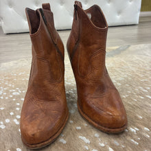 Load image into Gallery viewer, Madeline Short Boot