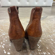 Load image into Gallery viewer, Madeline Short Boot