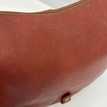 Load image into Gallery viewer, Leather Messenger Bag