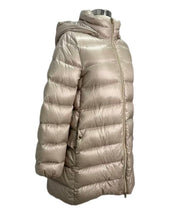 Load image into Gallery viewer, Resort A Shape Jacket in Nylon Ultralight