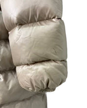 Load image into Gallery viewer, Resort A Shape Jacket in Nylon Ultralight