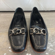 Load image into Gallery viewer, Chain-Link Accent Loafers