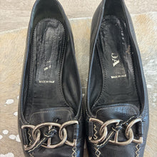 Load image into Gallery viewer, Chain-Link Accent Loafers