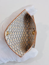 Load image into Gallery viewer, Monogram Resort Small Kirigami Pochette Insert