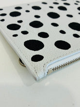 Load image into Gallery viewer, LV x Yayoi Kusama Monogram Empriente Infinity Dots Neverfull Pouch