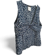 Load image into Gallery viewer, 06P Vintage Number 5 & Interlocking CC Sleeveless Top