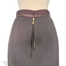 Load image into Gallery viewer, Textured Pencil Skirt