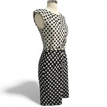 Load image into Gallery viewer, Pre Fall 2012 Runway Raw Silk Weave Knit Geometric OpArt Dress