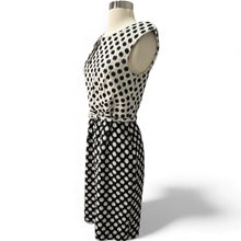 Load image into Gallery viewer, Pre Fall 2012 Runway Raw Silk Weave Knit Geometric OpArt Dress
