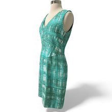 Load image into Gallery viewer, Sleeveless Midi Dress