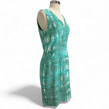 Load image into Gallery viewer, Sleeveless Midi Dress