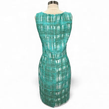 Load image into Gallery viewer, Sleeveless Midi Dress