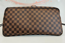 Load image into Gallery viewer, Damier Ebene Neverfull GM