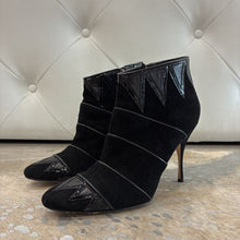 Load image into Gallery viewer, Inuk Seamed Suede Bootie